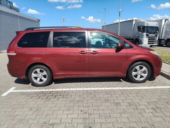 Sienna 3.5 benzyna 8 Osobowy automat okazja - 7