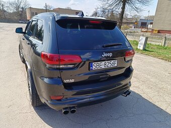 Jeep wk2 5.7 hemi0 - 7