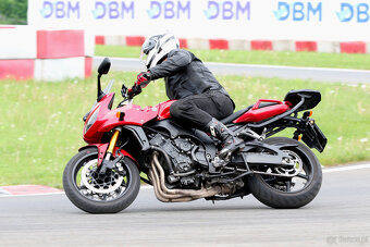 YAMAHA FZ1 FAZER - 7