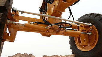 Refundacja 50% NOWA równiarka drogowa a CAT Caterpillar - 7