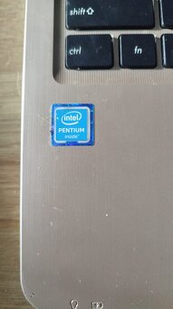 Laptop Asus F 540 S - 7