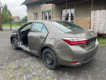 Toyota Corolla 1.6i 97kw, r.2019, klimatyzacja, 1. wlascicie - 7