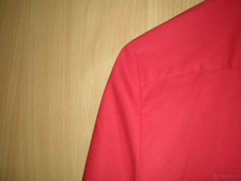 Sprzedam bluzkę używaną w kolorze czerwonym, stan bardzo dob - 7