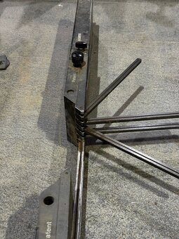 Prowadnice do przykładnic frezarskich AIGNER patent - 7