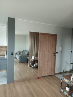 2 pokoje, 51.85m2, I piętro, duży balkon, umeblowane, ul. Po - 7