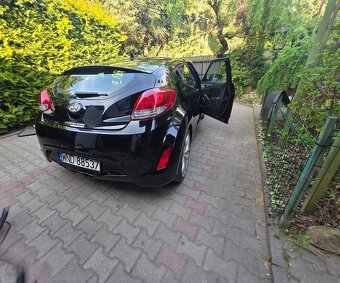 Sprzedam Hyundai Veloster- Garażowany - 7