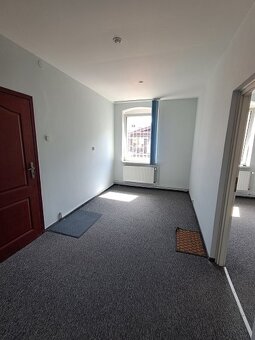 Lokal biurowy o powierzchni 42,50 m2, I p., ul. Górnośląska - 7