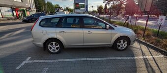 Ford Focus Mk2 - 7