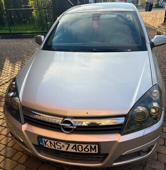 Opel Astra H - 7