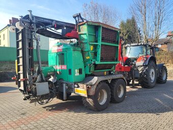 Rębak Jenz 582 z Ciągnikiem Massey Ferguson 8680 - 7