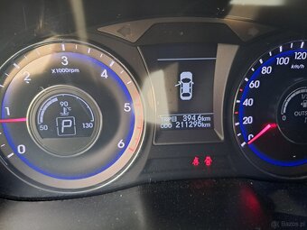 Sprzedam ładnego hiundai i40 - 7