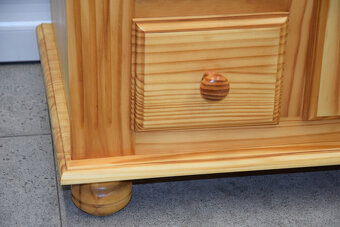 komoda z drewna sosnowego - jak nowa - 7