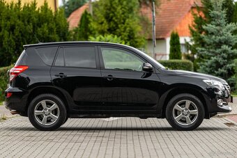 Toyota RAV4 - 7