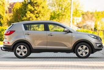 KIA SPORTAGE - 7