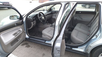 volkswagen passat 1.6 - 7