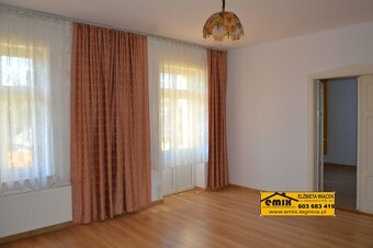 2 pokoje, I piętro, balkon, własny parking, teren ogrodzony - 7