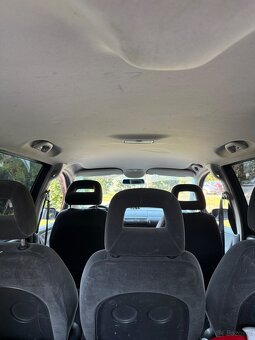 Ford galaxy - 7