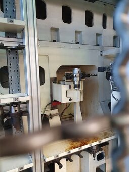 TAJMAC-ZPS MCV 2318 Centrum obróbcze / Pionowe - 7