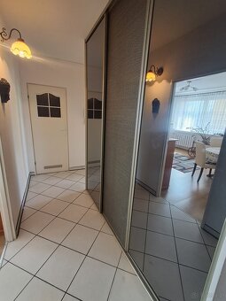 3 pokoje, powierzchnia 61m2, III piętro, balkon, umeblowane - 7