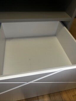 biurko z dwiema półkami oraz z fotelem obrotowym  – komplet - 7