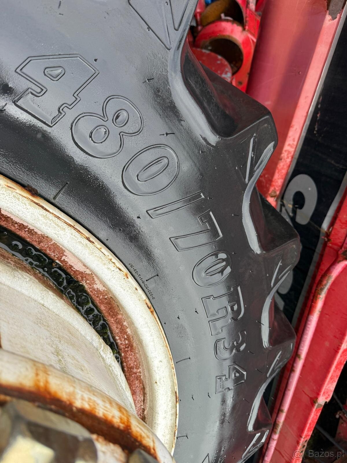 Koła Bliźniacze do Ciągnika New Holland T8 kompletne z klamr - 8