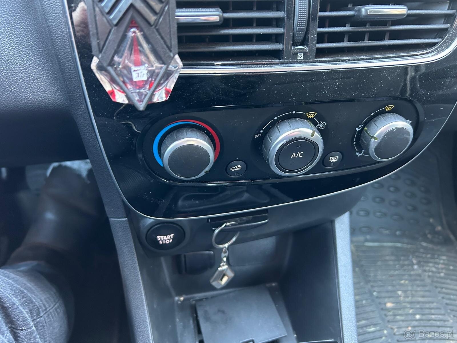 Renault Clio 0.9 TCe tempomat - 8