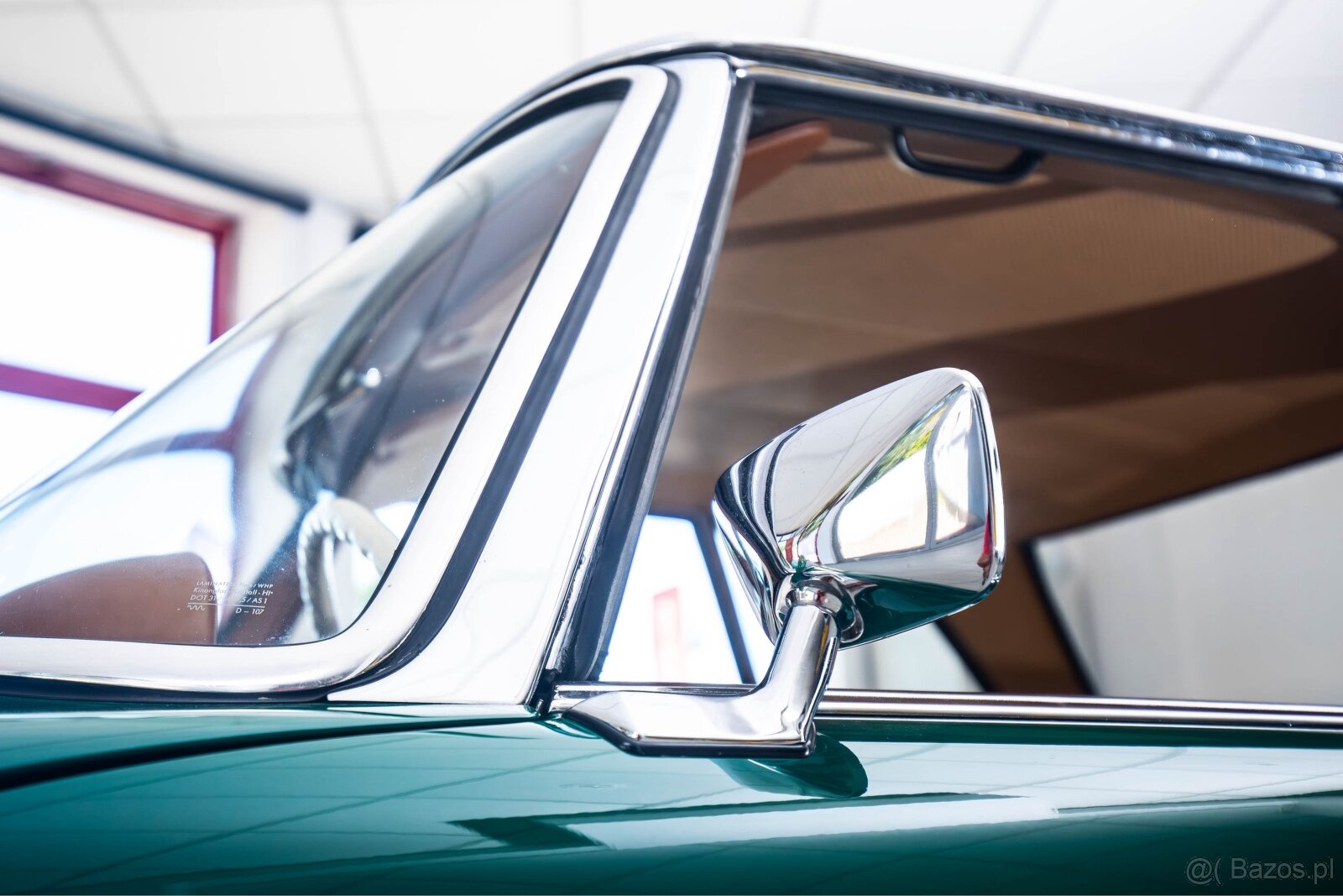 Mercedes Benz 280 SL W113 - 8