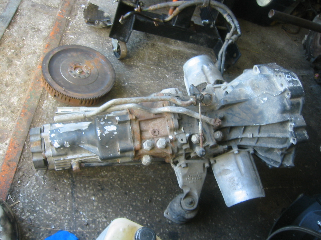 AUDI S8 D2 4.2 360km manual po lifcie - sprzedam cześci - 8