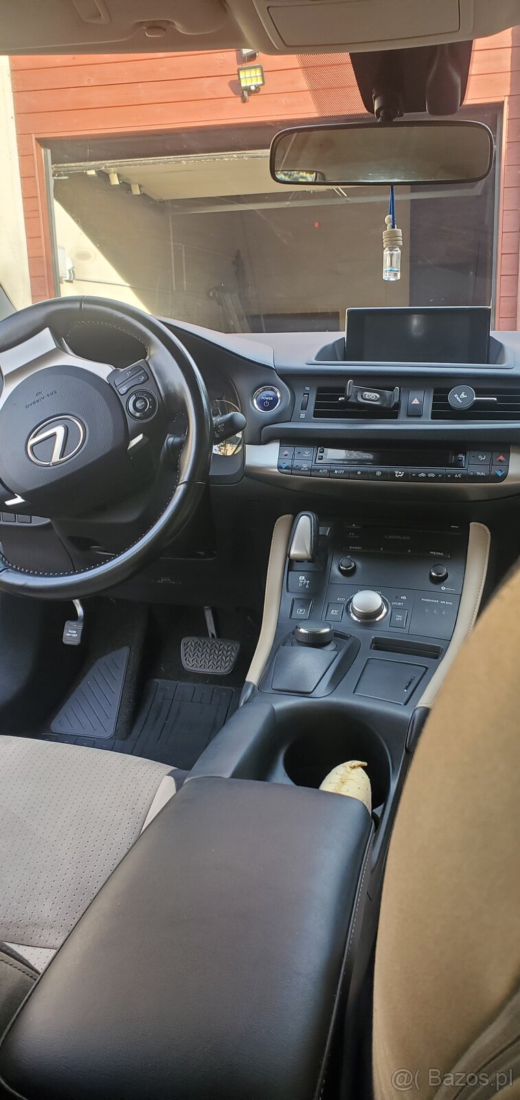 Lexus ct200h hybrid - 8