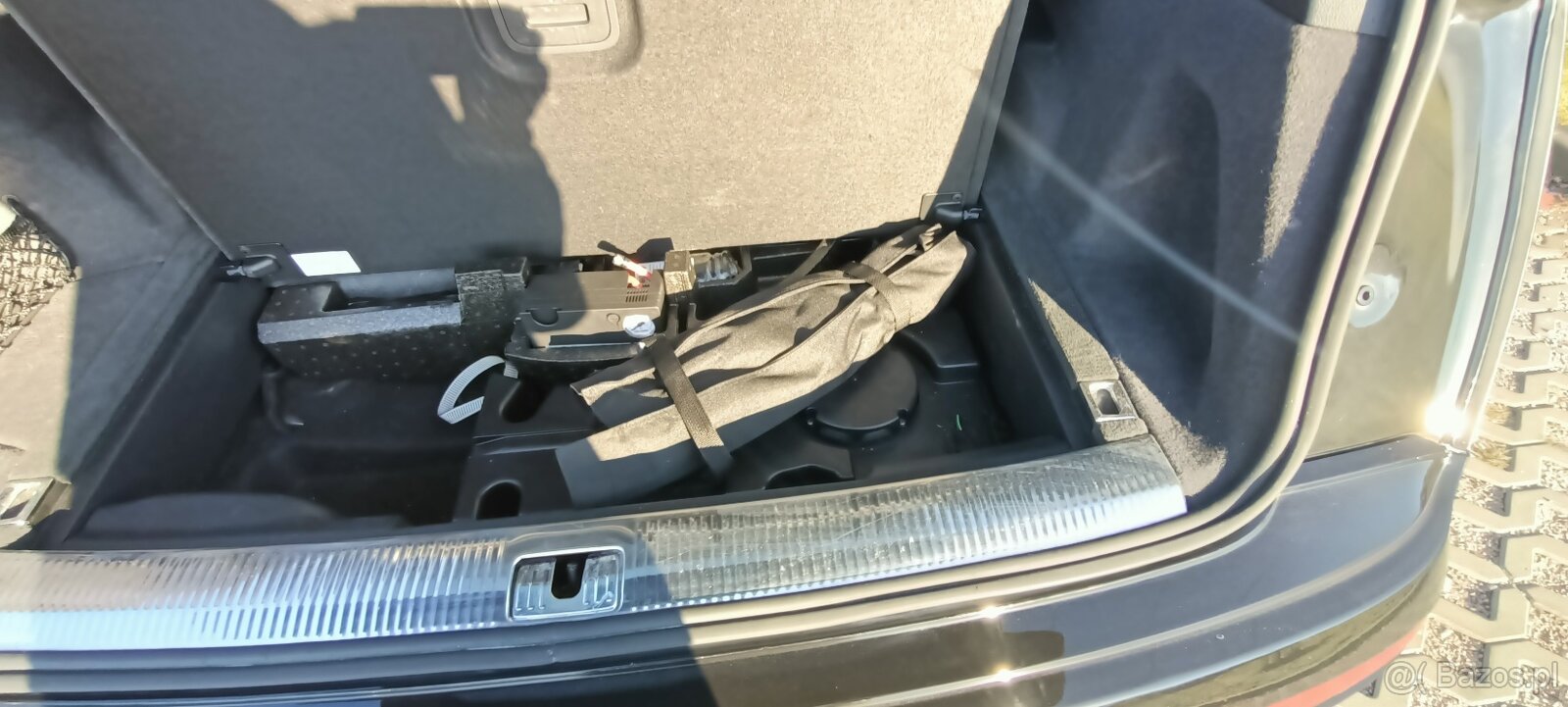 AUDI Q7 TFSI 3l. stan IDEALNY - 8