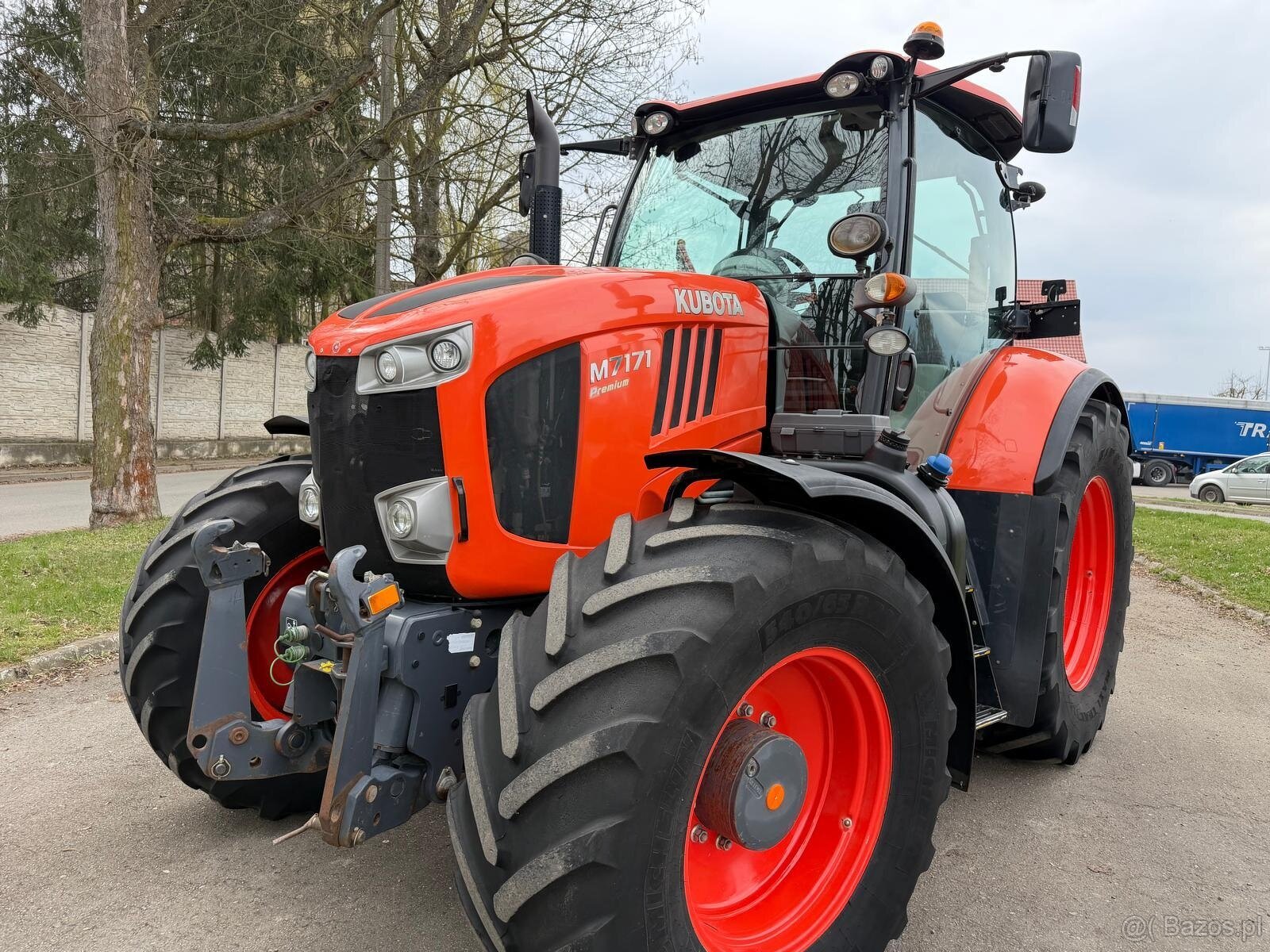 Ciągnik rolniczy Kubota M7171 Premium Power Schift - 8