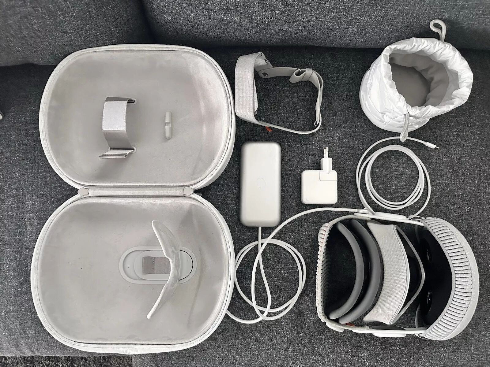 Apple Vision Pro 256 GB - 8