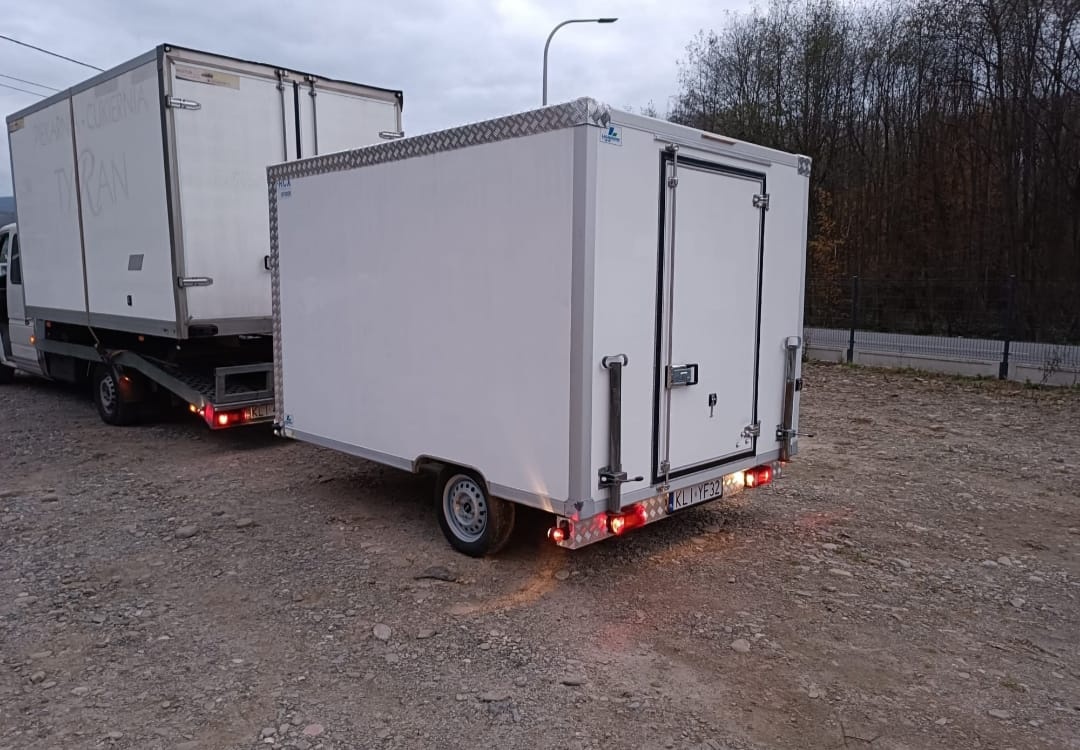 Przyczepa chłodnicza / Chłodnia Mobilna - 8
