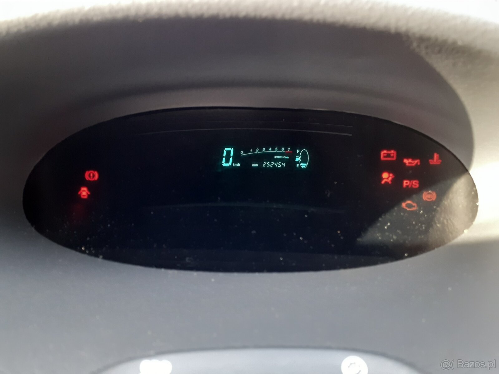 Toyota Yaris 1 - 8