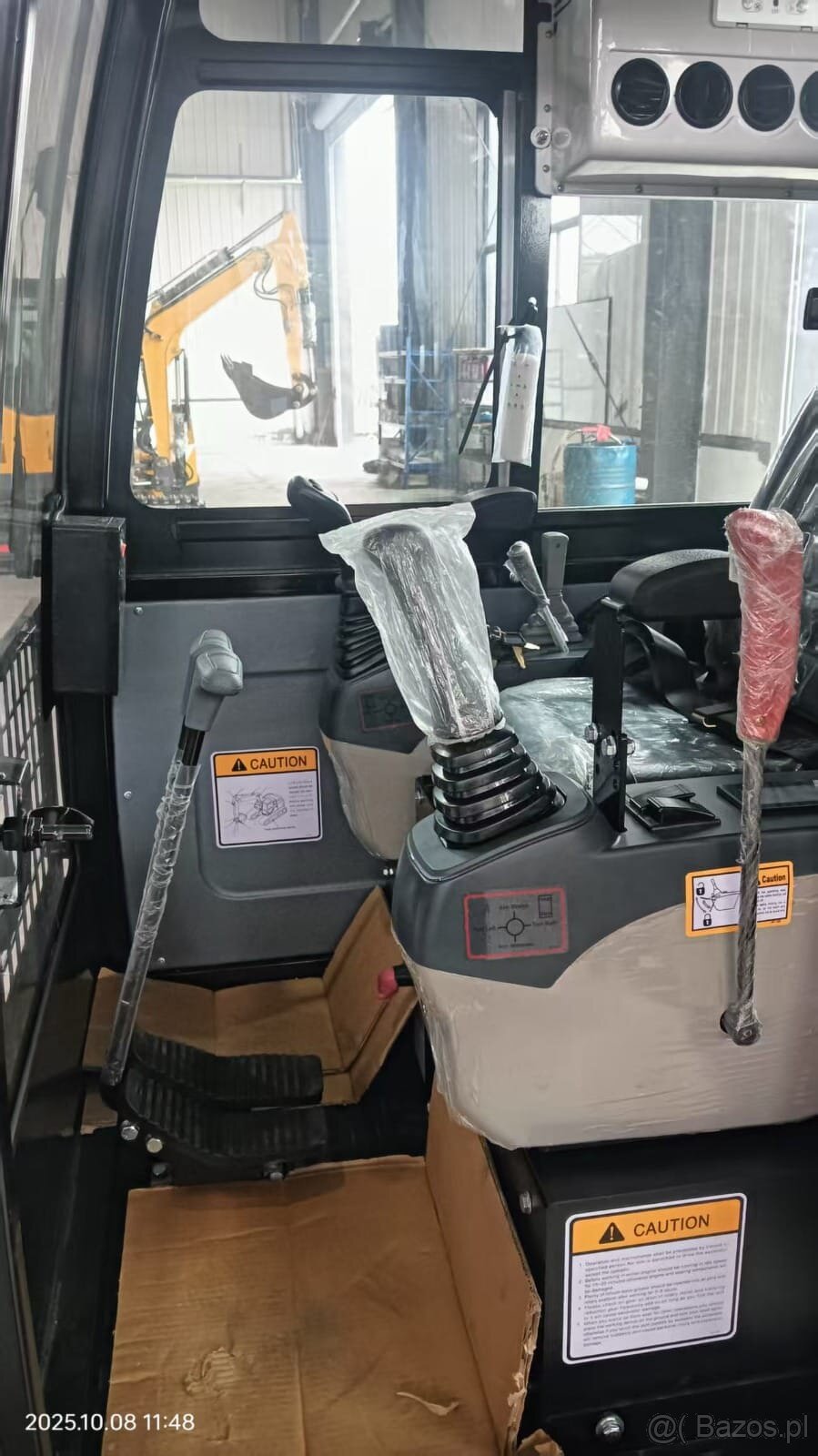 KOPARKA GĄSIENNICOWA 3,5T - 8