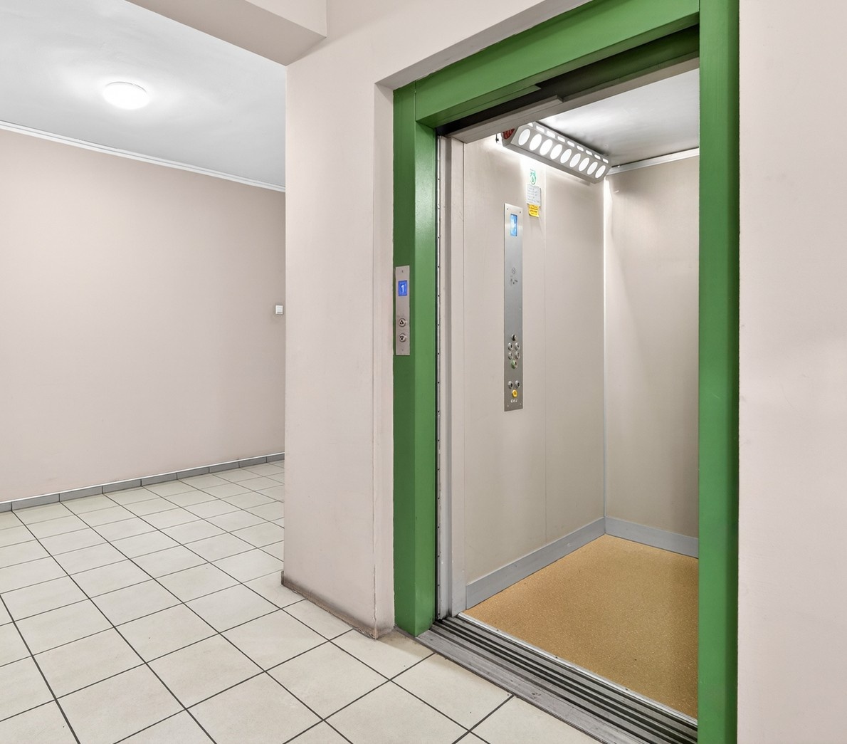 Gabinet medyczny w Top lokalizacji Stare Miasto - 8