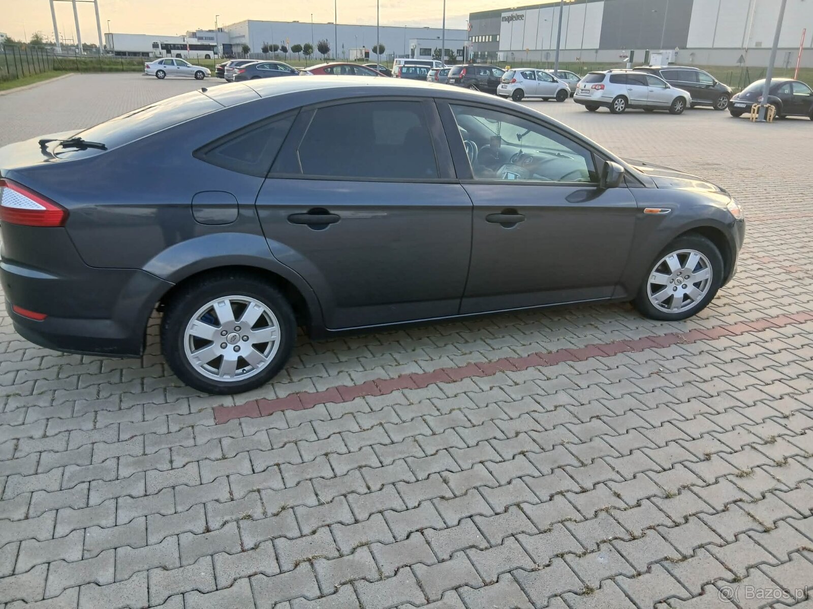 MONDEO - 8