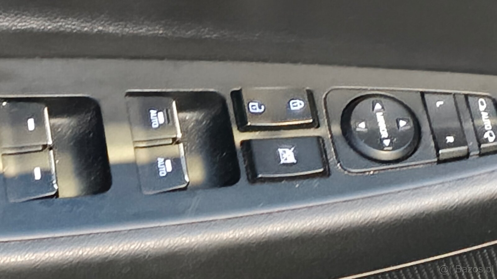 Hyundai Tucson 1.6 CRDi Super wyposażenia Polski Salon - 8