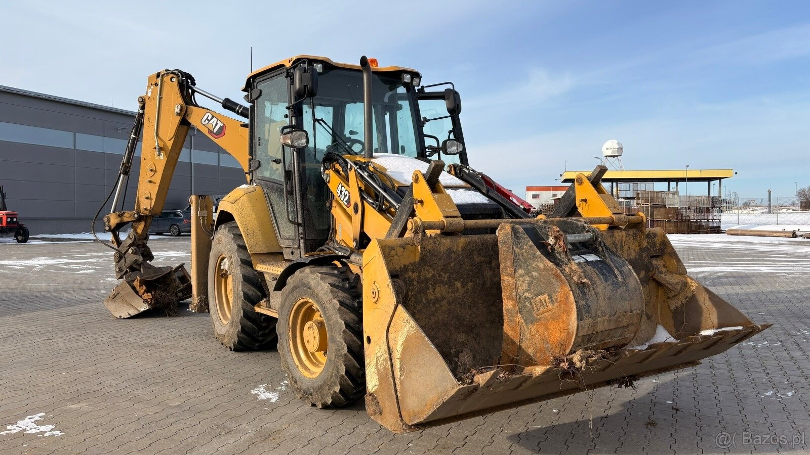 CAT 432 - 8