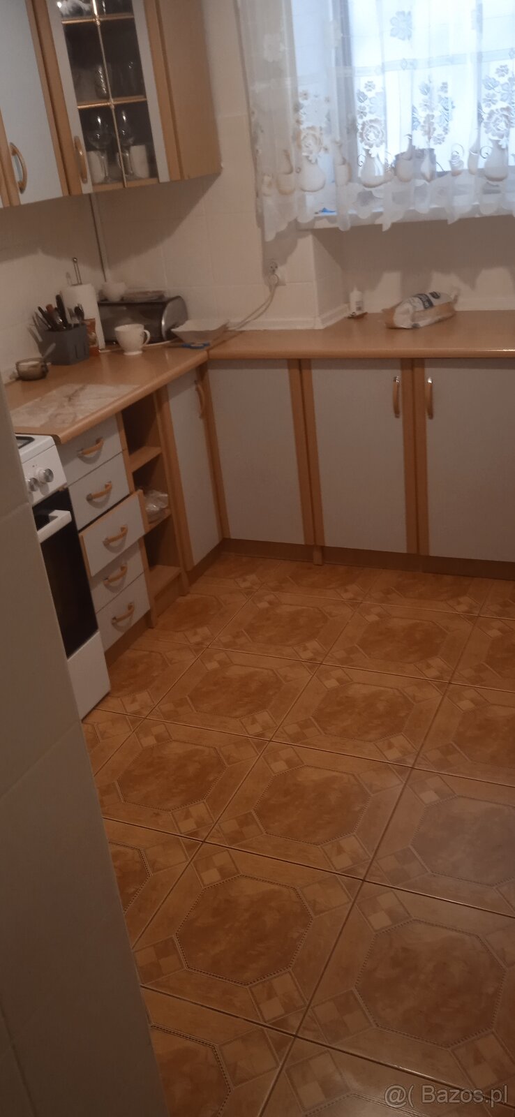 Sprzedam dużą kawalerkę - 8