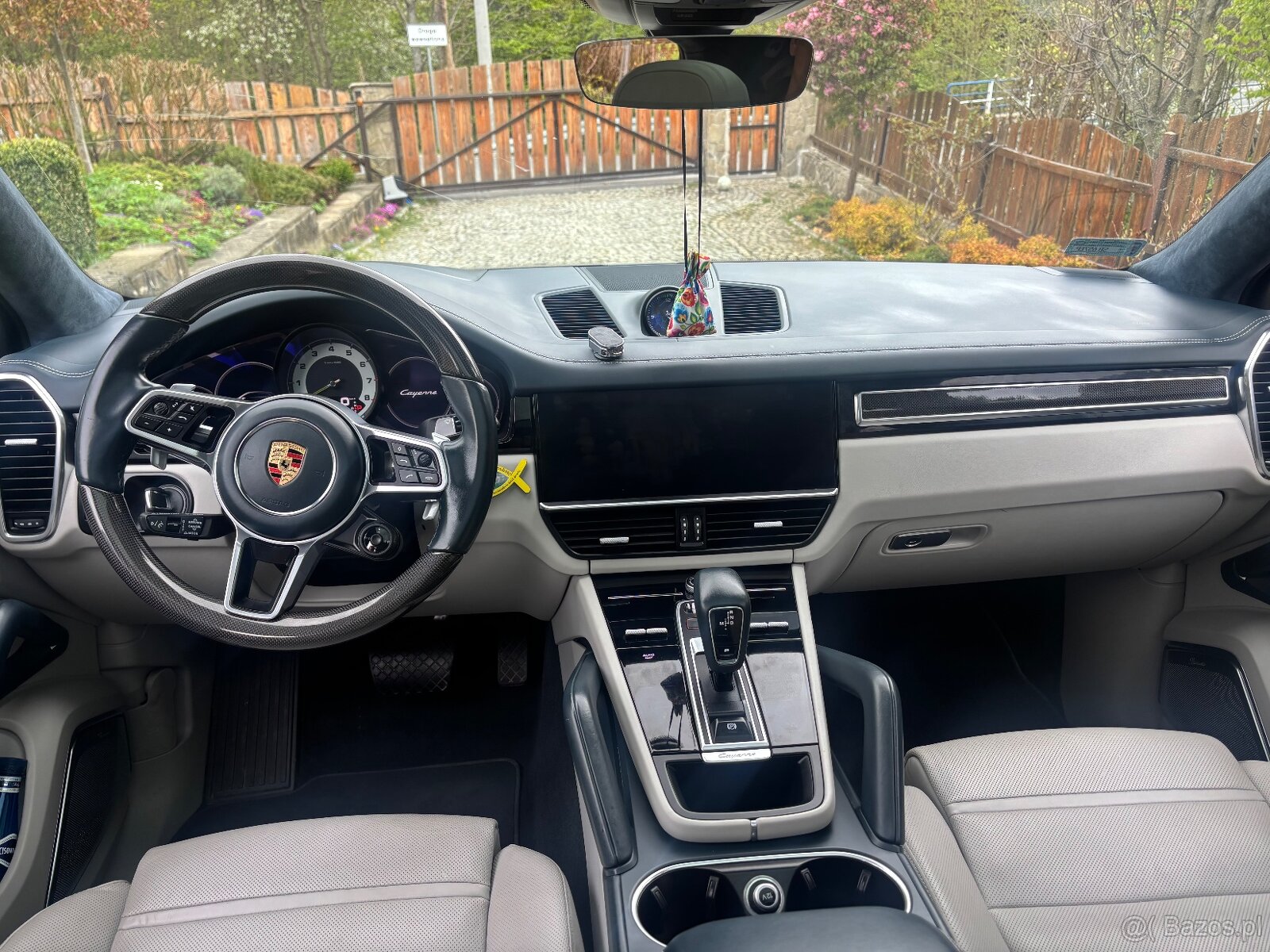 Porsche cayenne - 8
