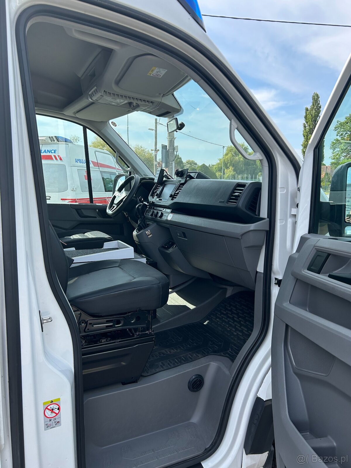 VW Crafter - 2.0 TDI Ambulans / Karetka - DSG - 8