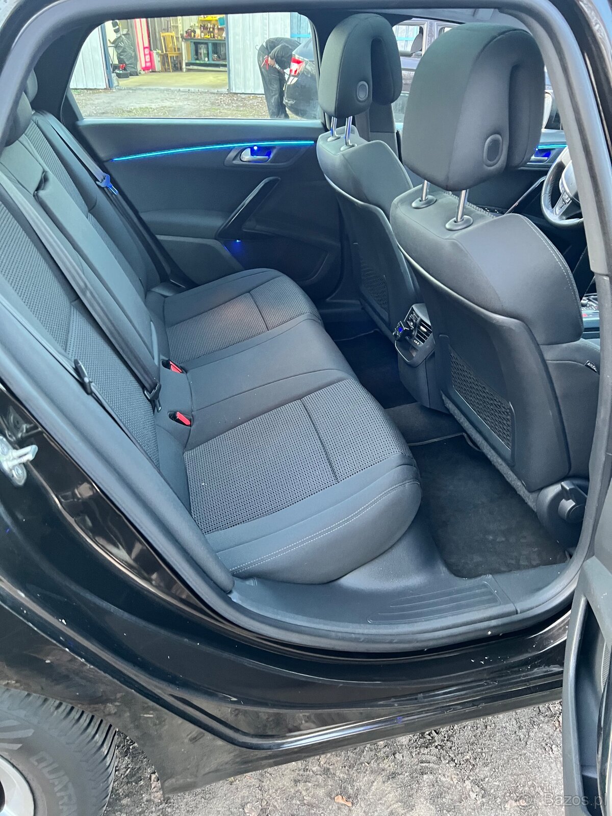 Witam. Mam na sprzedaż ładnego peugeota 508 sw z 2011 roku z - 8