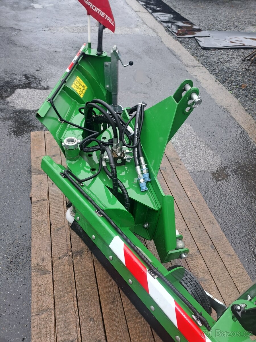 Agrometal przedni lemiesz strzałkowy SR-M 2000 - 8