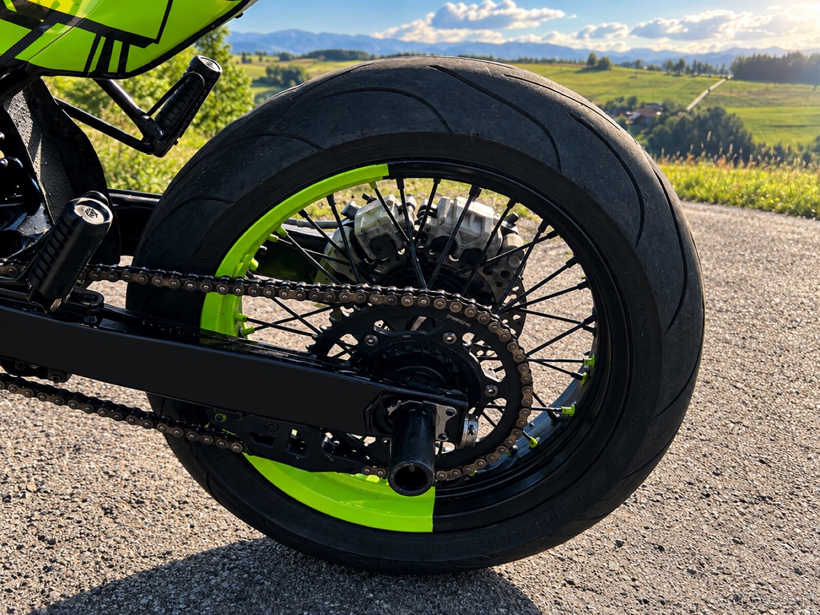 Husqvarna SM - 8