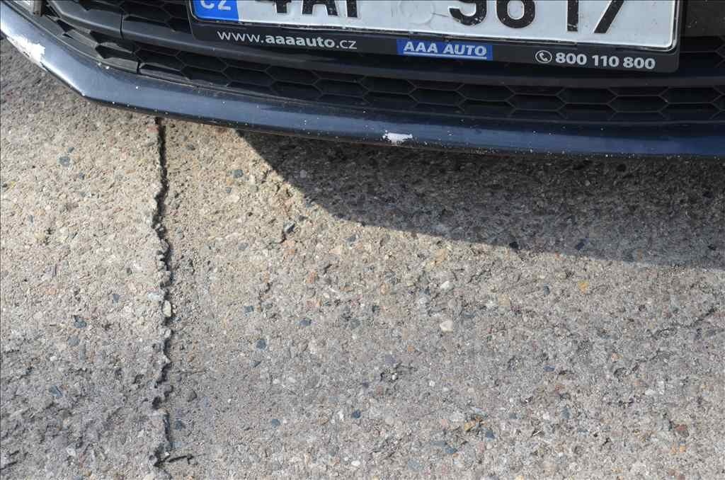 Škoda Octavia COMBI III. 1,6 TDI 4X4, 2015, 388 tys. km - 8