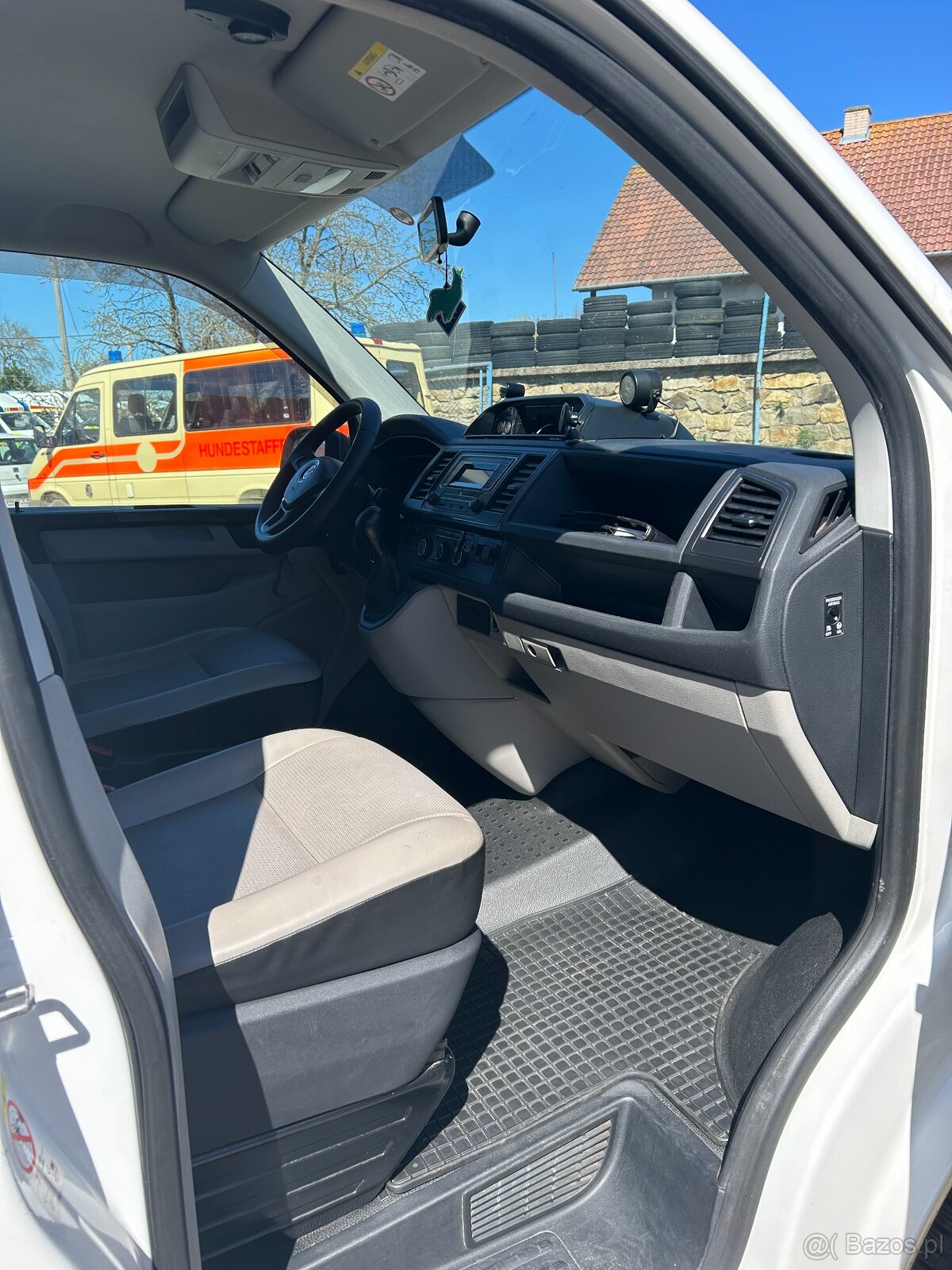 VW T6 2.0 TDI Ambulans / Karetka DSG - 8