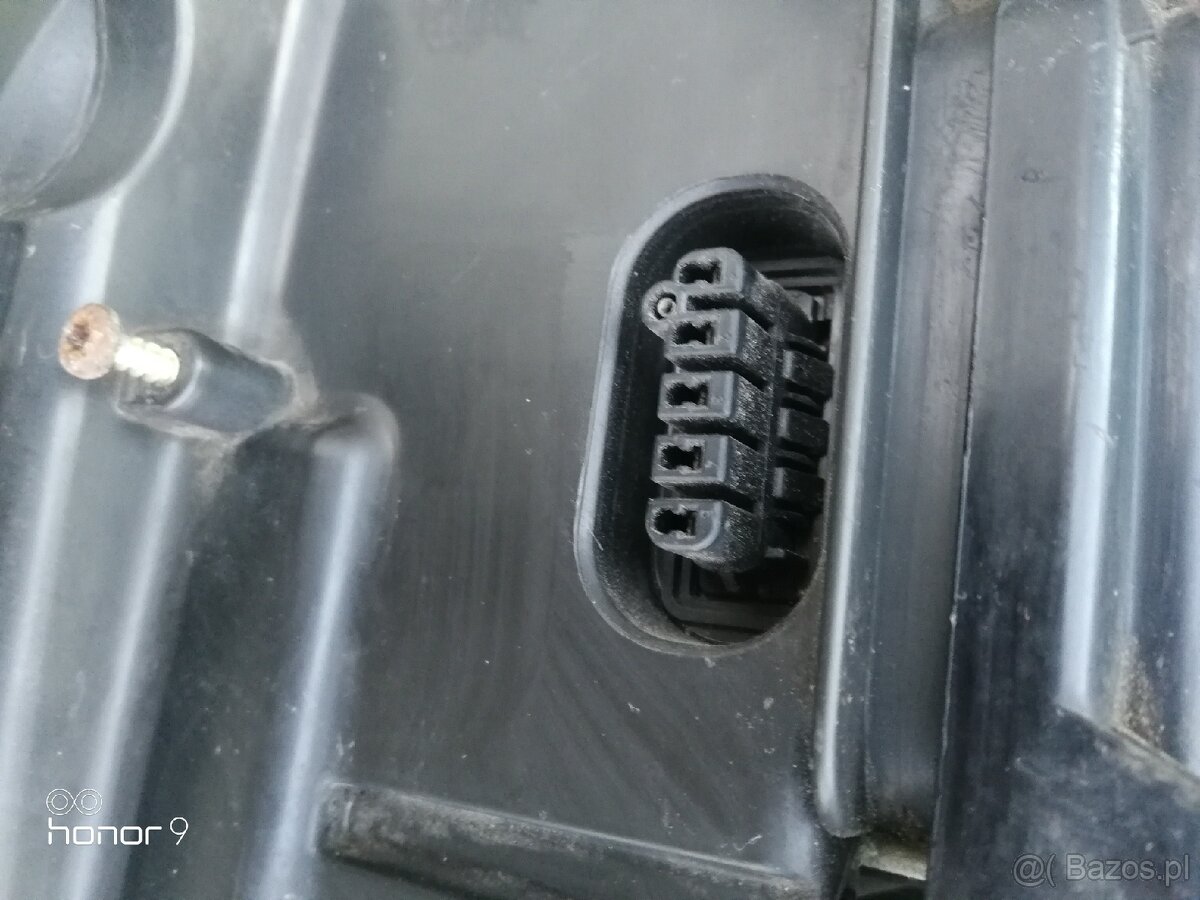 Lampa przednia prawa Audi A8 D3 2003r - 8