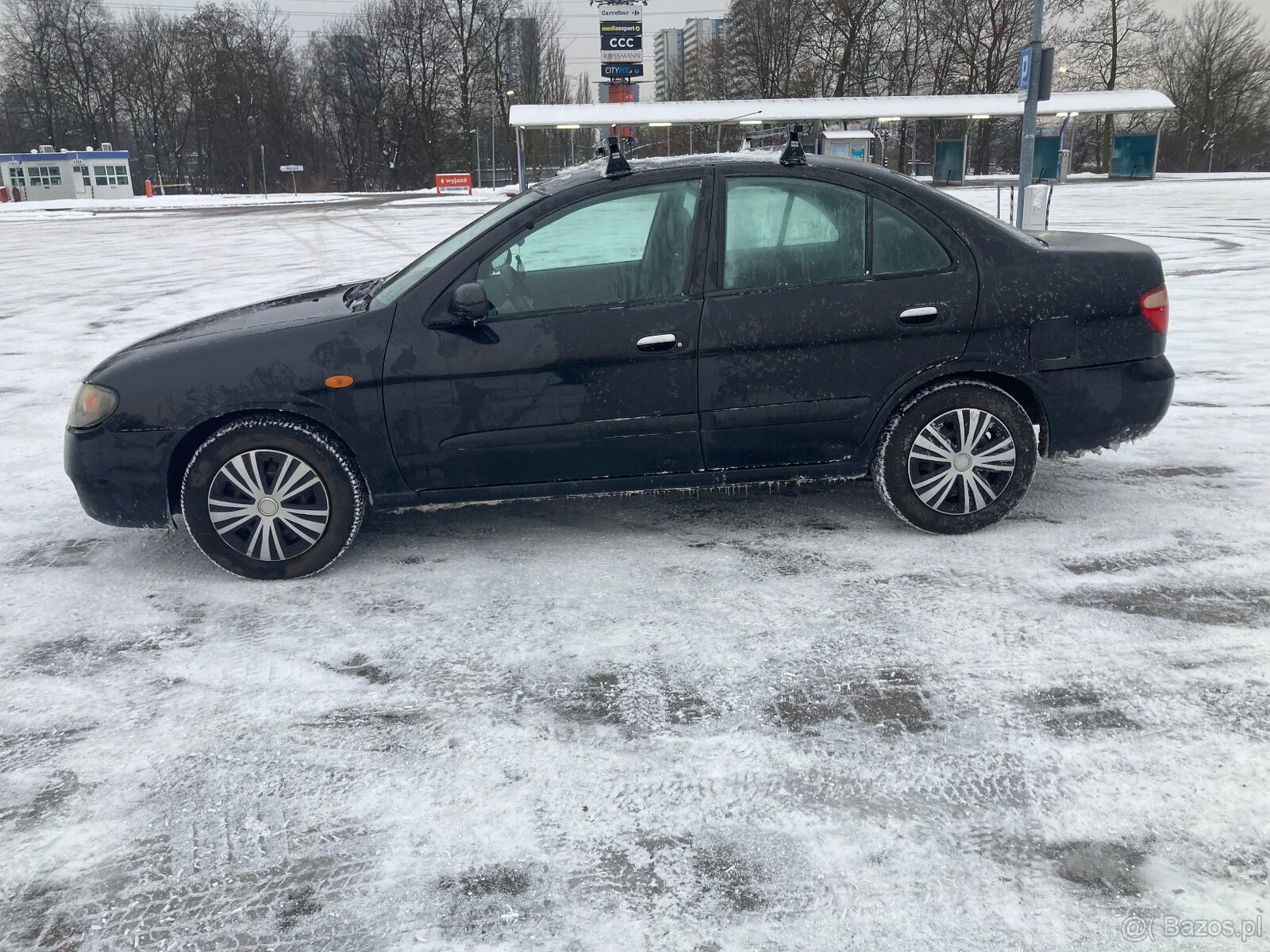 Almera 1.8 Benzyna - 8