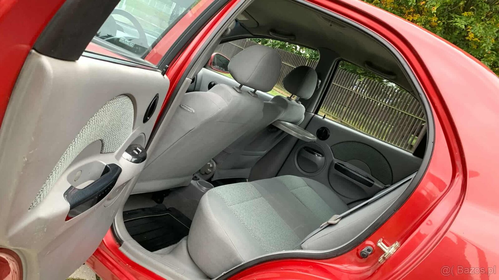 Sprzedam bardzo ładnego Daewoo kalos 2004 rok bardzo ładny - 8